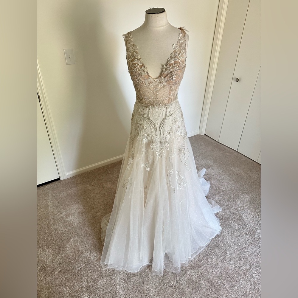 Glitzy, sparkly, dropped waist, illusion back wedding gown size 8
